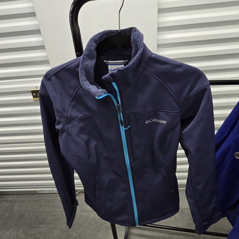 Columbia Navy Jacket with Blue Accents